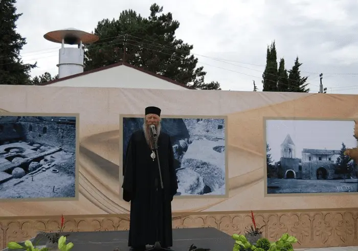 მიტროპოლიტი აბბა ალავერდელი იყალთოს ქვევრის სკოლა აკადემიის პრეზენტაციაზე